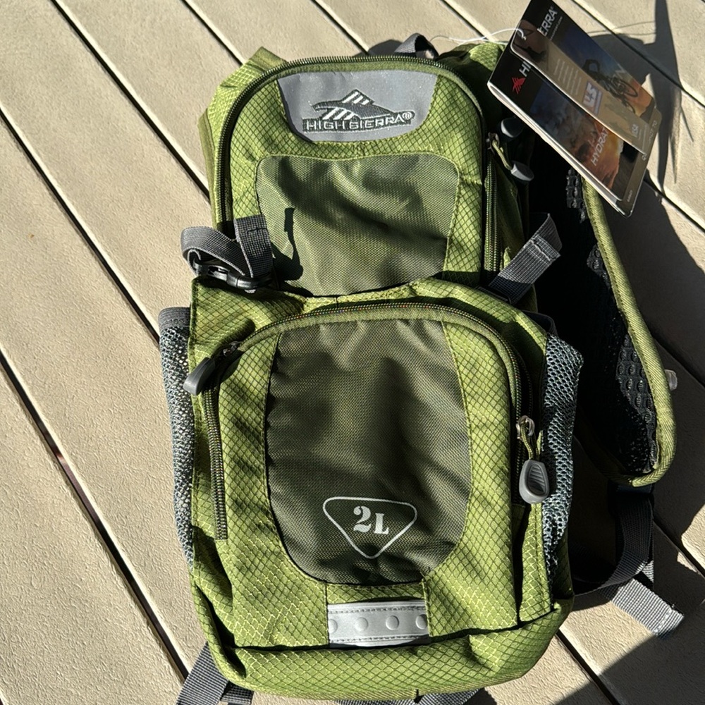 New High Sierra QuickShot 80 2L Hydration backpack